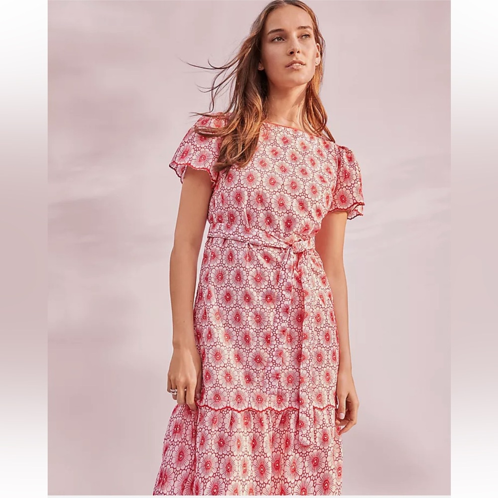 Ann Taylor Hibiscus Eyelet dress red & white floral flutter sleeve scallop edge